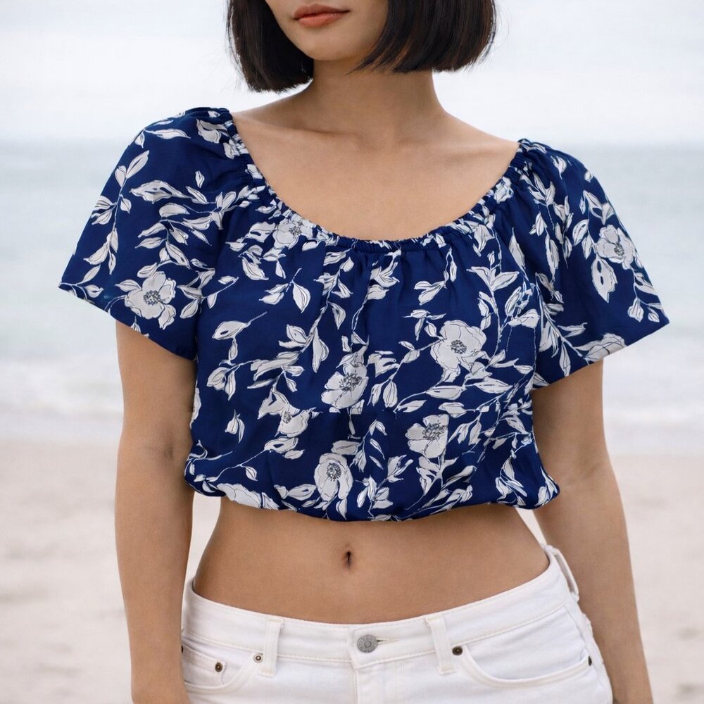 Sienna Sky Top Womens XSmall Boho Ruffles Dainty Ditsy Floral Feminine Crop